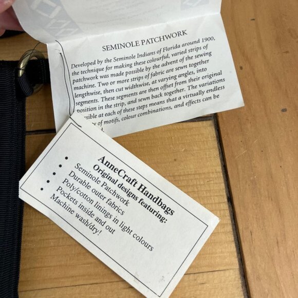 Annecraft Seminole Patchwork Fabric Compact Organizer Purse Made in Canada - Picture 7 of 10